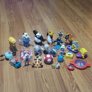 25 piece toy action figures lot grab bag toys